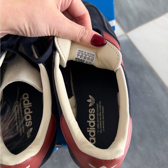 Adidas Women Gazelle Sneakers Denim Blue & Red WOMENS SIZE 8, MENS SIZE 7 - Picture 5 of 5